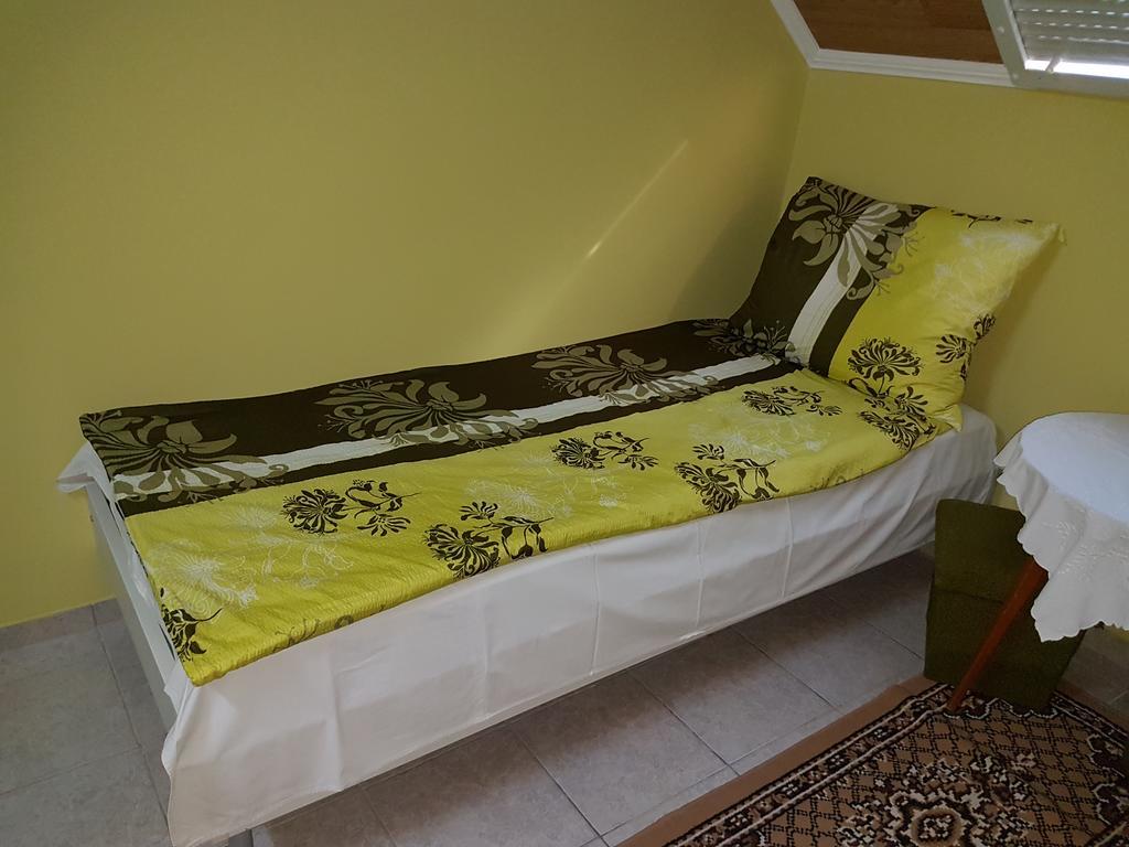Ilona Vendeghaz Hotel Siófok Buitenkant foto